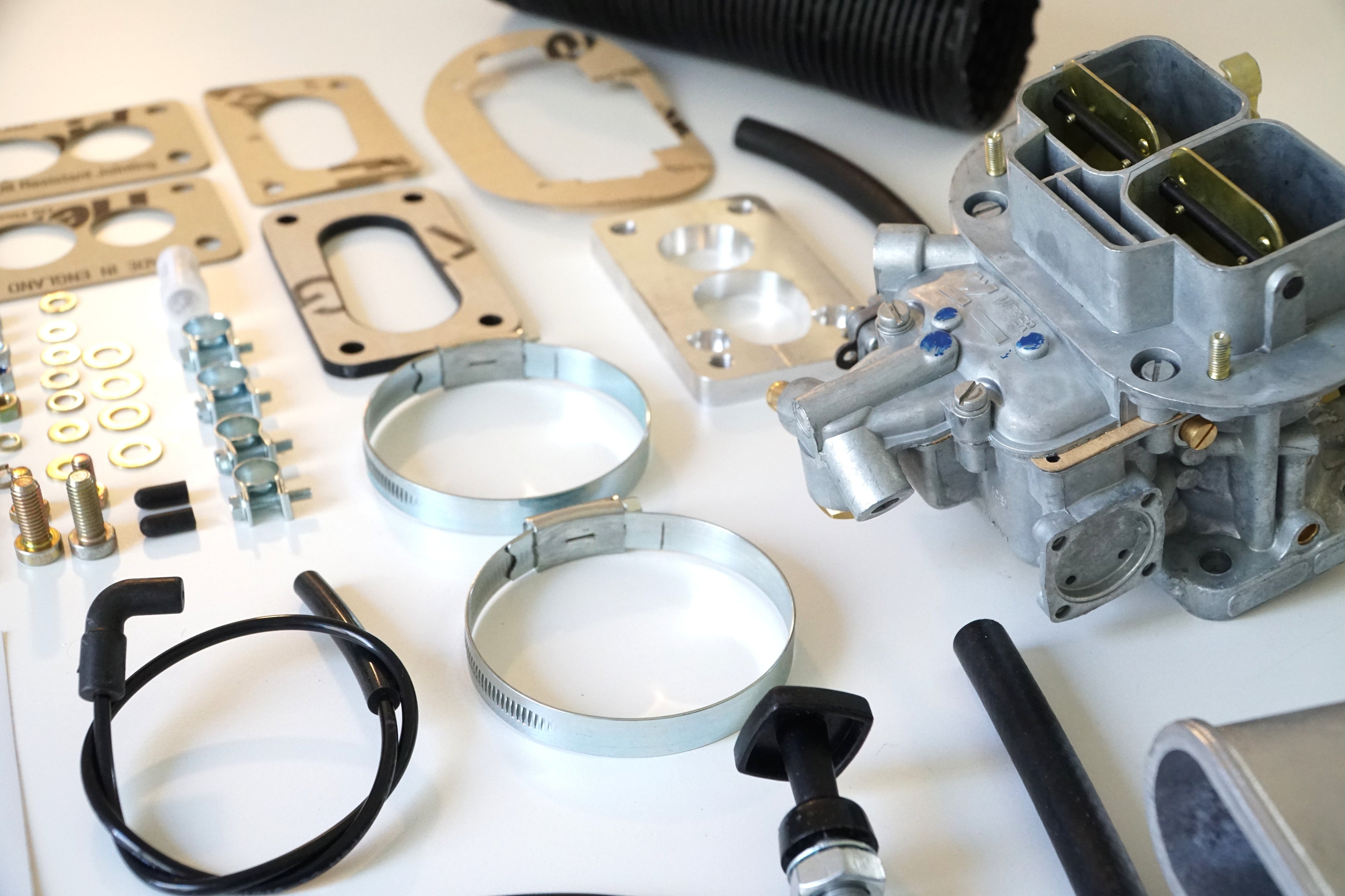 close up on Weber Suzuki Vitara kit